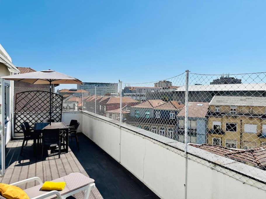 Апартаменты Renovado Com Ac, 2 Wc Completos, Terraco E Garagem Порту Экстерьер фото